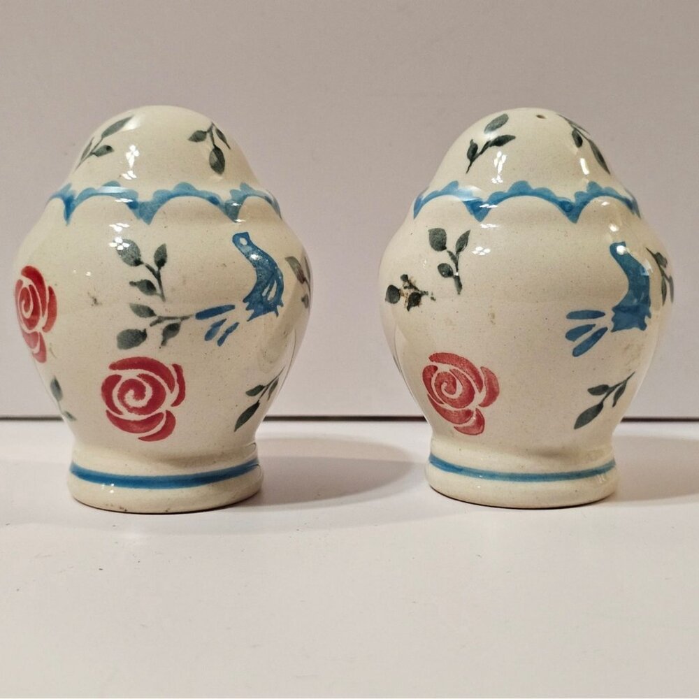 Boleslawiec Polish Pottery Salt Pepper Shakers Set Roses Bluebird - Picture 2 of 6